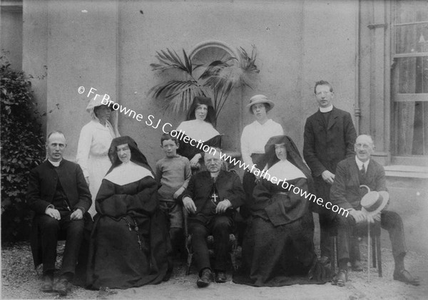 BISHOP BROWNE OF CLOYNE WITH FAMILY GROUP WHEN 